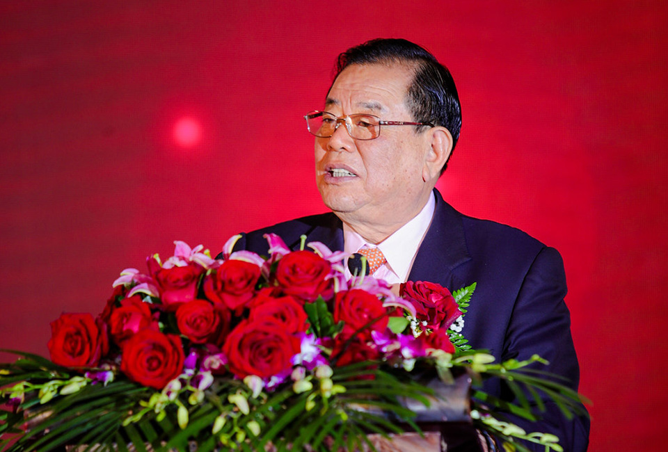 德業(yè)人將用心堅(jiān)守使命,<br>為實(shí)現(xiàn)夢(mèng)想不懼櫛風(fēng)沐雨、砥礪前行。